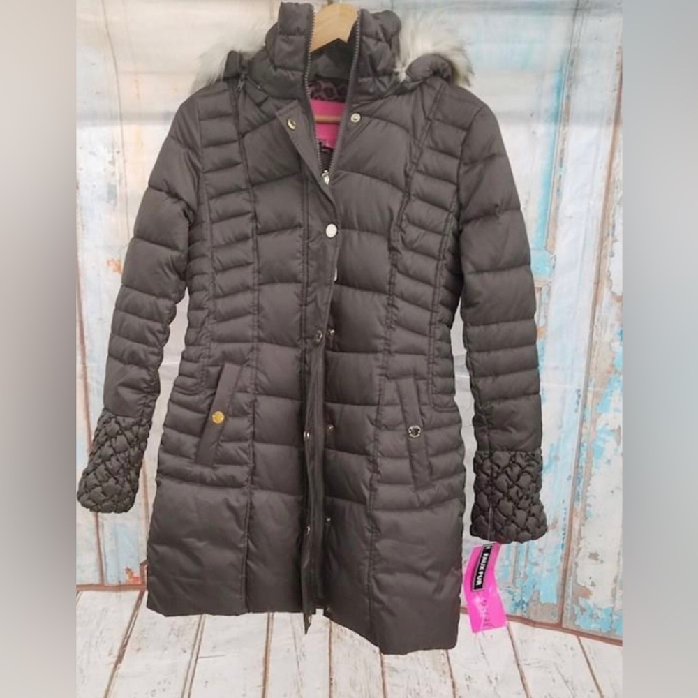 Faux fur quilted XS nwt 🔥